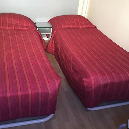 普瑞米尔南特东圣鲁斯苏尔卢尔经典酒店 酒店