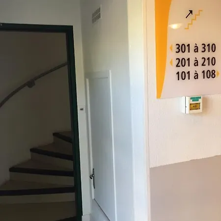 Premiere Classe Nantes Est - Luce Sur Loire