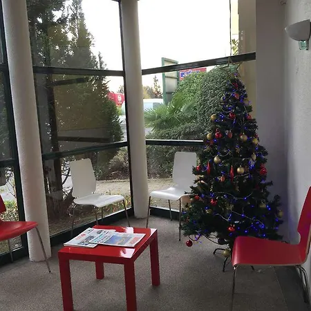 Premiere Classe Nantes Est - Luce Sur Loire *