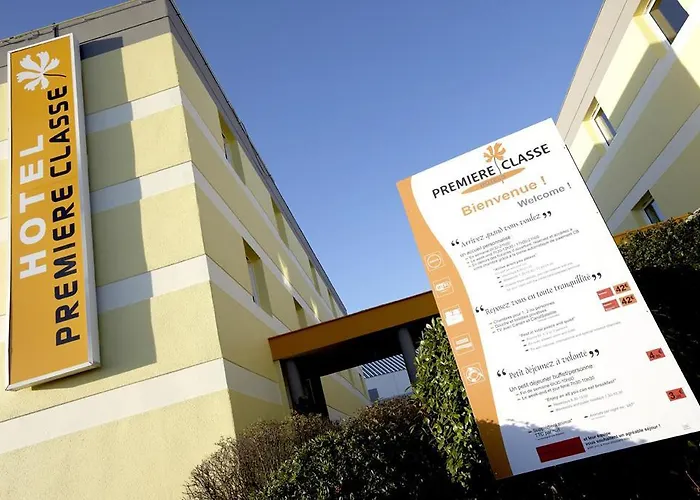 普瑞米尔南特东圣鲁斯苏尔卢尔经典酒店 卢瓦尔河畔圣吕斯